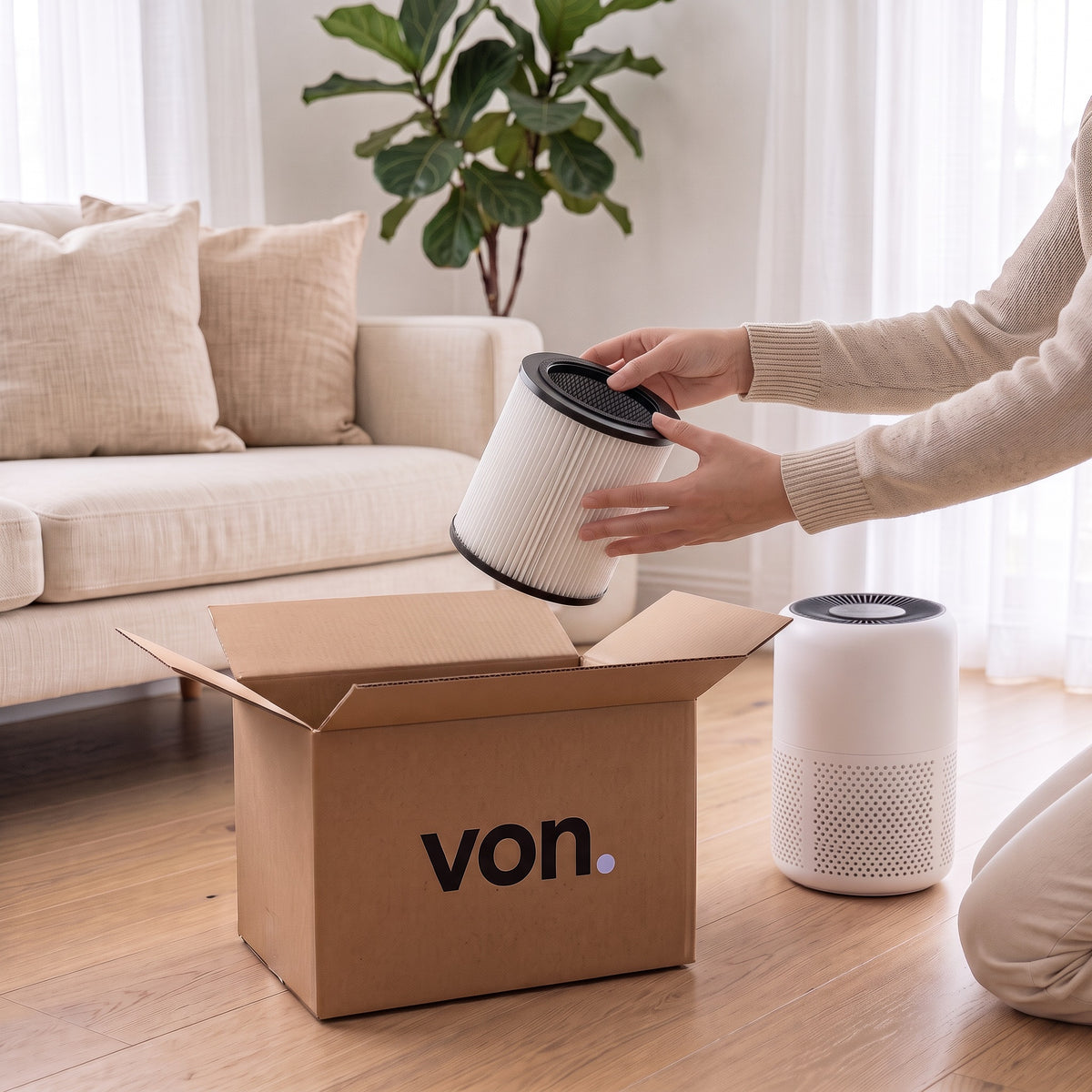 Replacement Von Mini filter taken out of its delivery box, next to the Von Air Purifier Mini